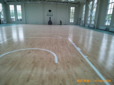 �������ɽ��ڻ��(d��ng)�����\(y��n)��(d��ng)ľ�ذ尲�b����